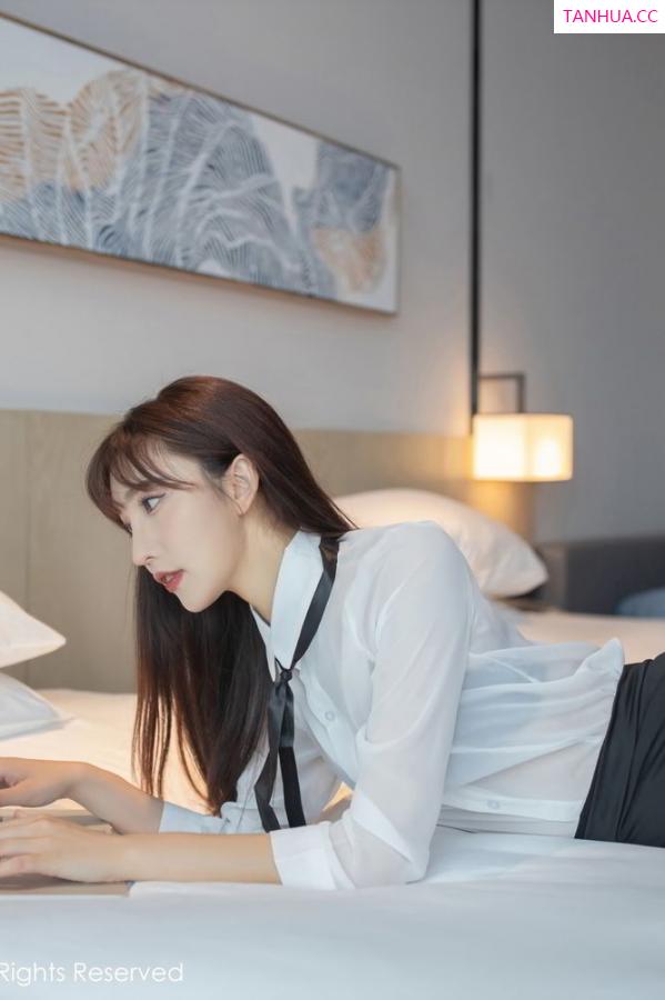 陆萱萱  女神总裁陆萱萱 双人房的故事第12张图片